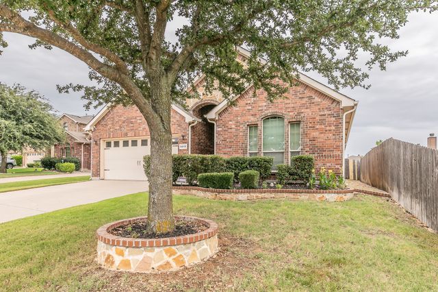 6810 Muirfield Drive, Arlington, TX 76001