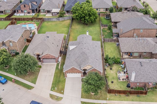 6810 Muirfield Drive, Arlington, TX 76001
