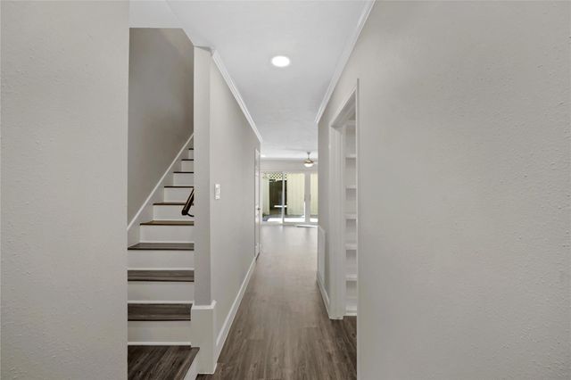 2218 Winrock Boulevard 177, Houston, TX 77057