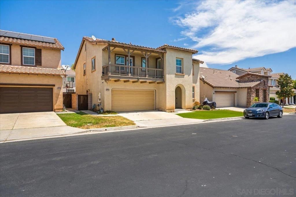 Image 5 of property listing at Address unavailable.