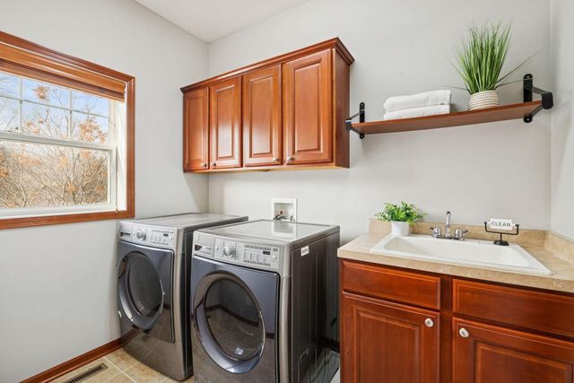 4004 Cedar Grove Lane, Eagan, MN 55122