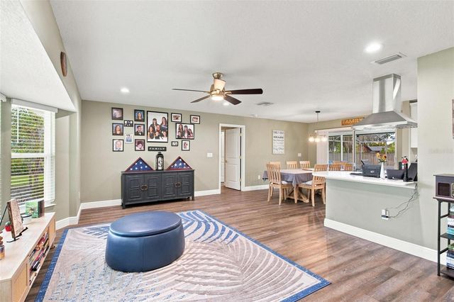 5240 ROYAL OAK DRIVE, Fruitland Park, FL 34731