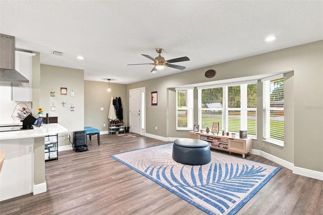 5240 ROYAL OAK DRIVE, Fruitland Park, FL 34731