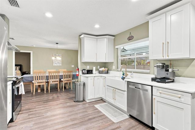 5240 ROYAL OAK DRIVE, Fruitland Park, FL 34731