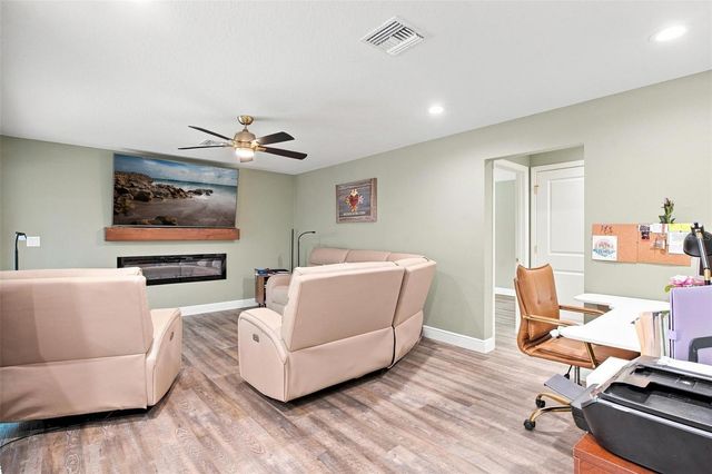 5240 ROYAL OAK DRIVE, Fruitland Park, FL 34731
