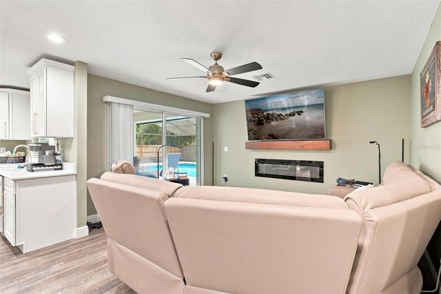 5240 ROYAL OAK DRIVE, Fruitland Park, FL 34731