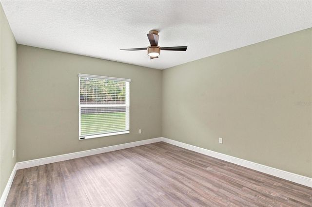 5240 ROYAL OAK DRIVE, Fruitland Park, FL 34731