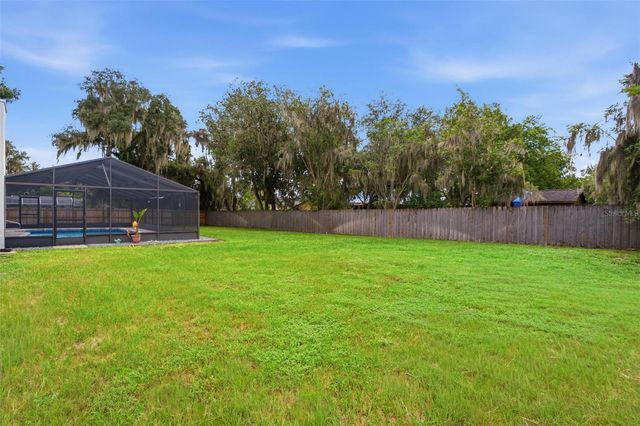 5240 ROYAL OAK DRIVE, Fruitland Park, FL 34731