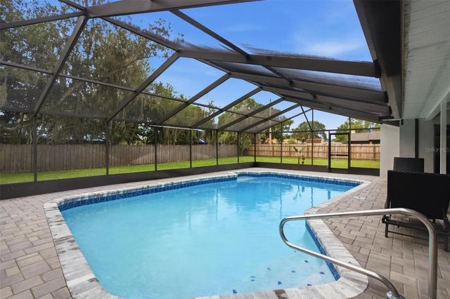 5240 ROYAL OAK DRIVE, Fruitland Park, FL 34731