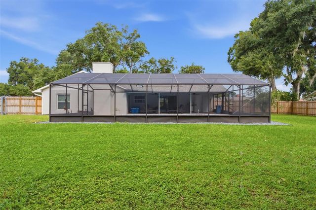 5240 ROYAL OAK DRIVE, Fruitland Park, FL 34731