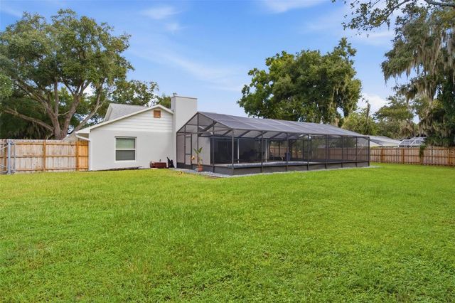 5240 ROYAL OAK DRIVE, Fruitland Park, FL 34731