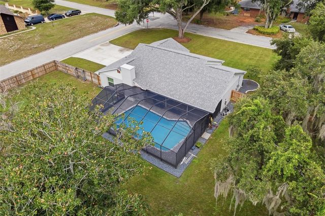 5240 ROYAL OAK DRIVE, Fruitland Park, FL 34731