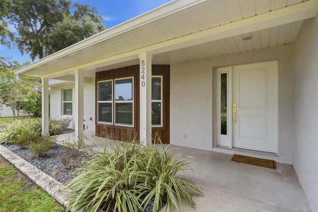 5240 ROYAL OAK DRIVE, Fruitland Park, FL 34731