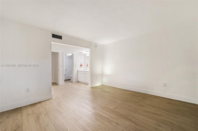 1205 Mariposa Ave 326, Coral Gables, FL 33146