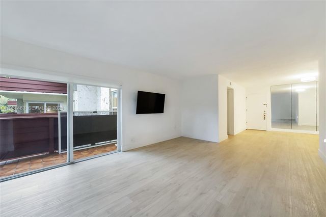 1205 Mariposa Ave 326, Coral Gables, FL 33146