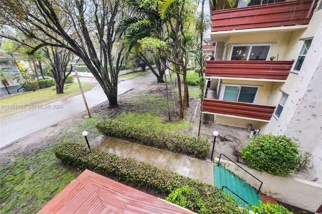 1205 Mariposa Ave 326, Coral Gables, FL 33146