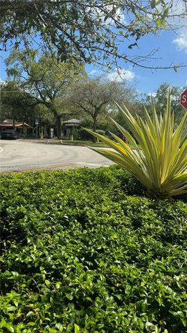 1205 Mariposa Ave 326, Coral Gables, FL 33146