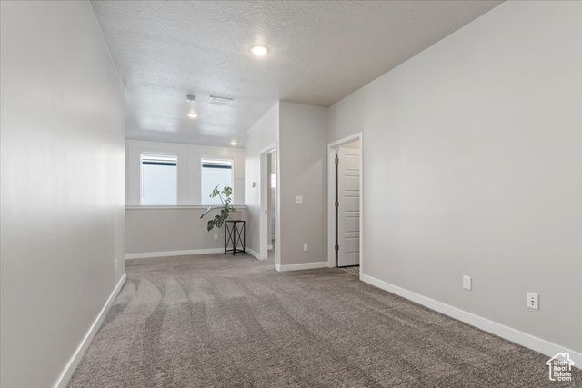 1538 W OAKBROOK DR, South Jordan, UT 84095