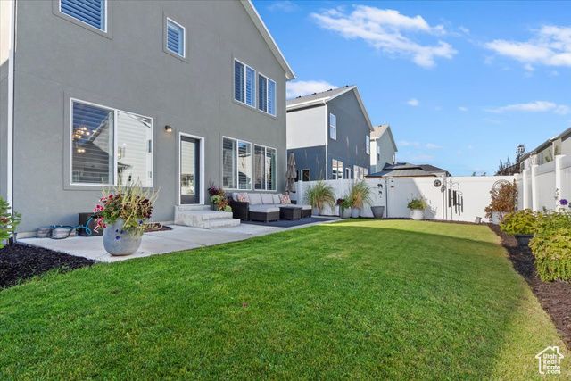 1538 W OAKBROOK DR, South Jordan, UT 84095