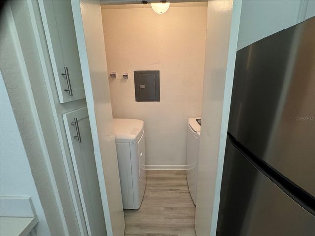 5540 DEVONBRIAR WAY H104, Orlando, FL 32822