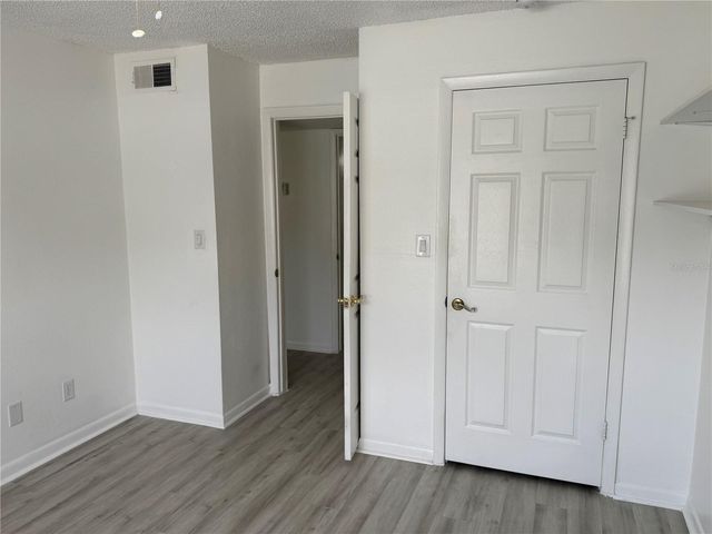 5540 DEVONBRIAR WAY H104, Orlando, FL 32822