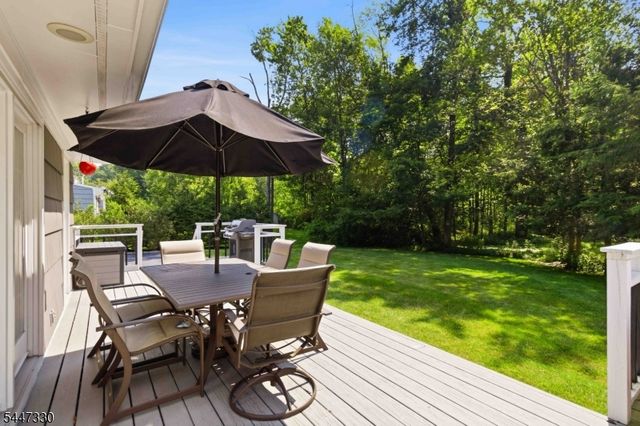 22 Symor Dr, Morris Twp., NJ 07960