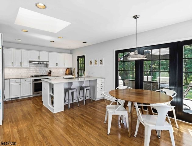 22 Symor Dr, Morris Twp., NJ 07960