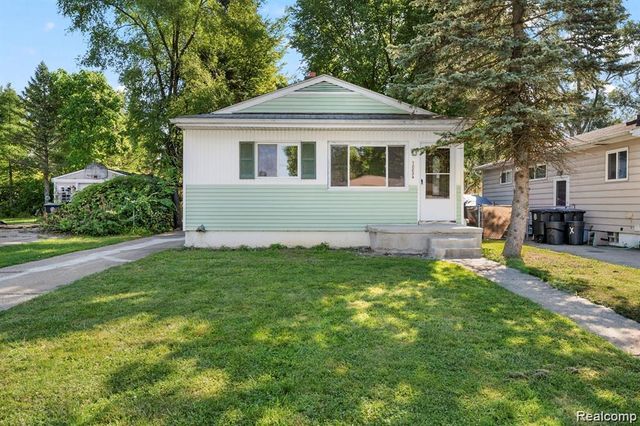 18884 Lathers Street, Livonia, MI 48152