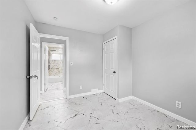 18884 Lathers Street, Livonia, MI 48152