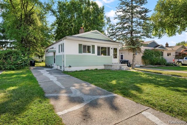 18884 Lathers Street, Livonia, MI 48152