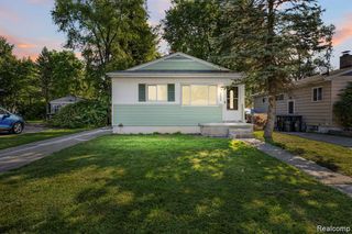 18884 Lathers Street, Livonia, MI 48152