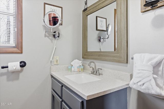 801 Lloyd Huskey Road, Pigeon Forge, TN 37863