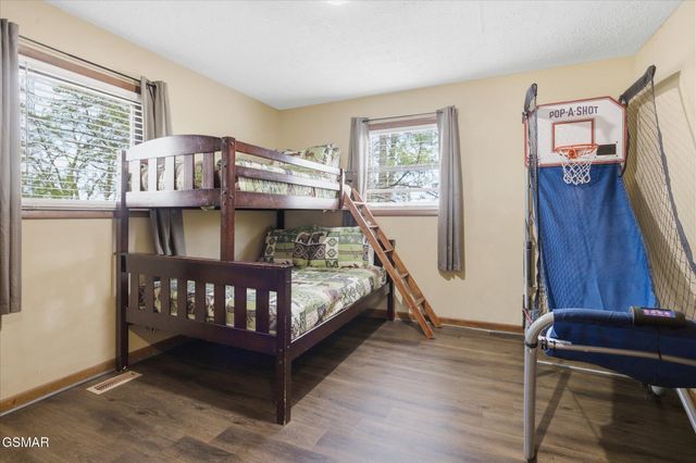 801 Lloyd Huskey Road, Pigeon Forge, TN 37863