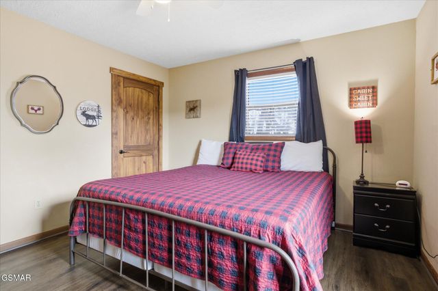 801 Lloyd Huskey Road, Pigeon Forge, TN 37863