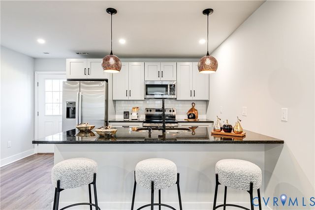 1220 Maryville Ave, Hopewell, VA 23860