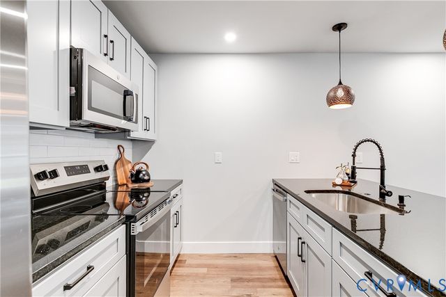 1220 Maryville Ave, Hopewell, VA 23860