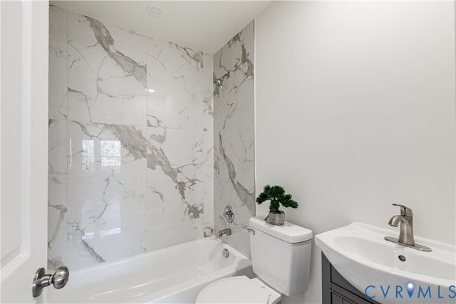 1220 Maryville Ave, Hopewell, VA 23860