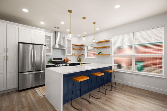 3408 Kissman DR, Austin, TX 78728