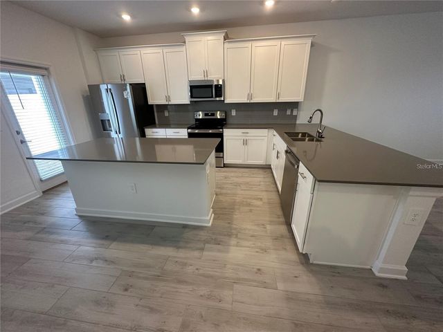 3033 ELLA WAY, St Cloud, FL 34771