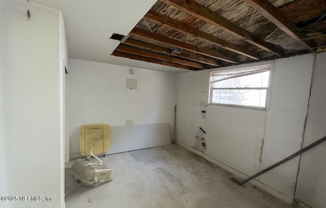 2897 POST Street, Jacksonville, FL 32205