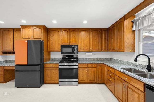 20589 N Horatio Boulevard, Prairie View, IL 60069
