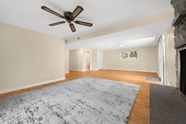 20589 N Horatio Boulevard, Prairie View, IL 60069