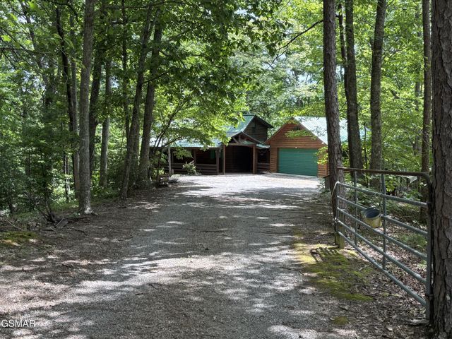 680 Old Furnace Road, Tellico Plains, TN 37385