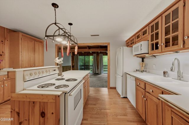 680 Old Furnace Road, Tellico Plains, TN 37385