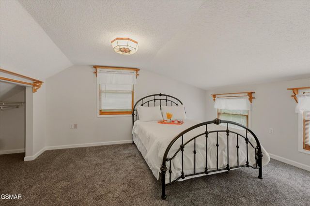 680 Old Furnace Road, Tellico Plains, TN 37385