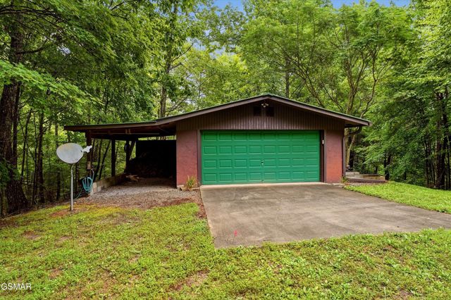 680 Old Furnace Road, Tellico Plains, TN 37385