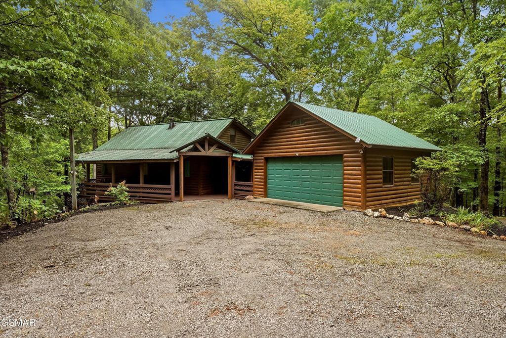 680 Old Furnace Road, Tellico Plains, TN 37385