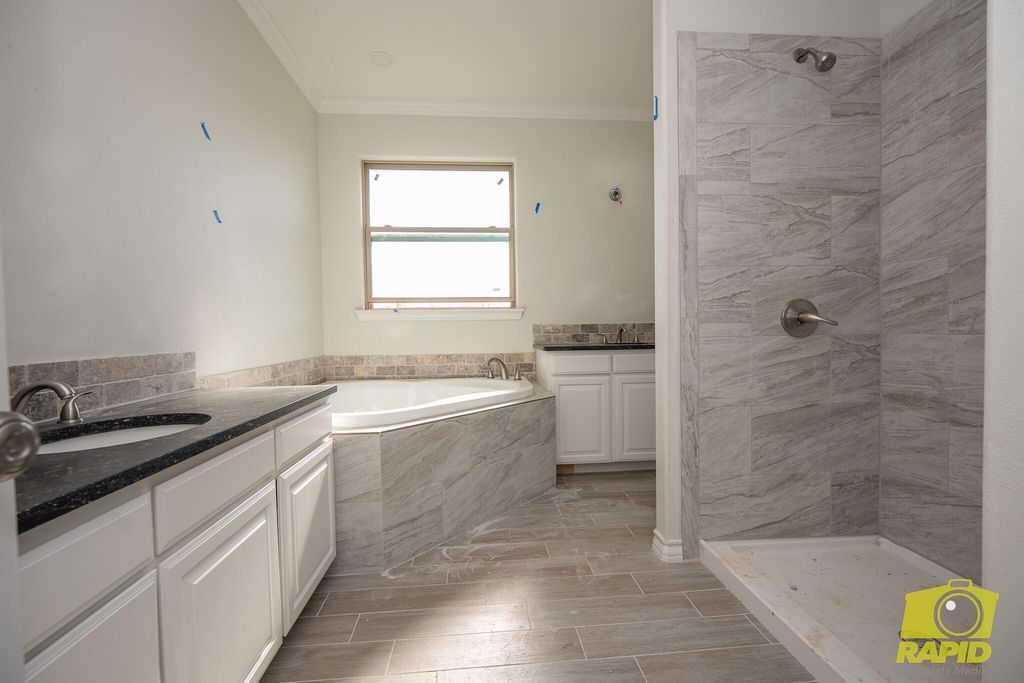 Image 10 of property listing at 3577 Wildebeest Way, San Angelo, TX 76901