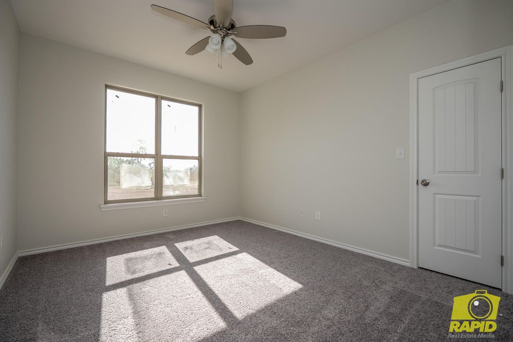 Image 13 of property listing at 3577 Wildebeest Way, San Angelo, TX 76901
