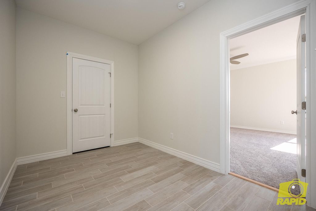 Image 6 of property listing at 3577 Wildebeest Way, San Angelo, TX 76901